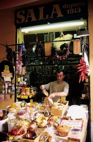 France, Pyrenees Orientales, Perpignan, epicerie sala (grocer's), rue de l' adjudant Paratilla, a specialist in catalan products