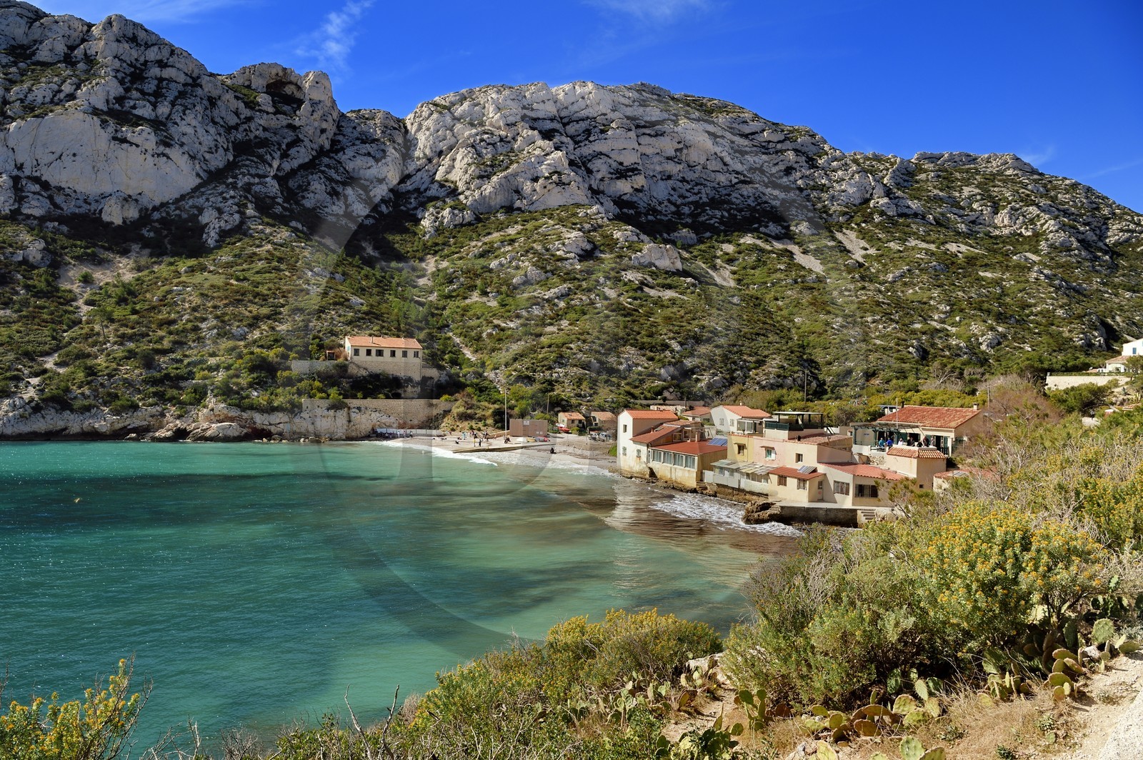 France, Bouches-du-Rhône (13), Marseille, Parc national des Calanques, Calanque de Sormiou et club UCPA