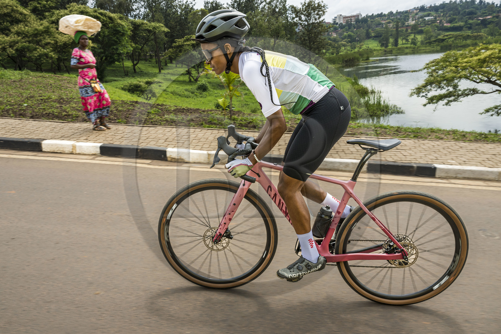 Rwanda, Kigali, la cycliste professionnelle rwandaise Violetta Neza