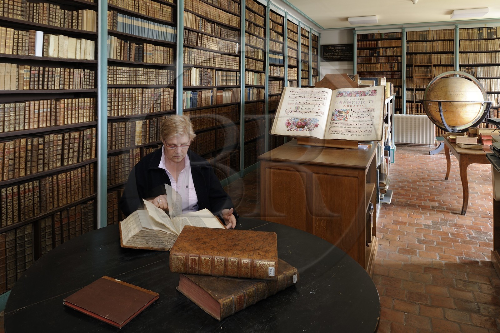 France, Côte d'Or (21), Semur-en-Auxois, la bibliothèque (historique) de la ville