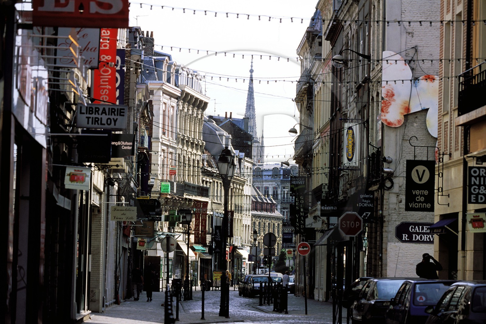 France, Nord (59), Lille, une ruelle du Vieux Lille vers la Grand' Place