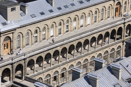 France, Paris (75), vue depuis la cathédrale Notre-Dame de Paris, l'hôpital de l'Hôtel Dieu