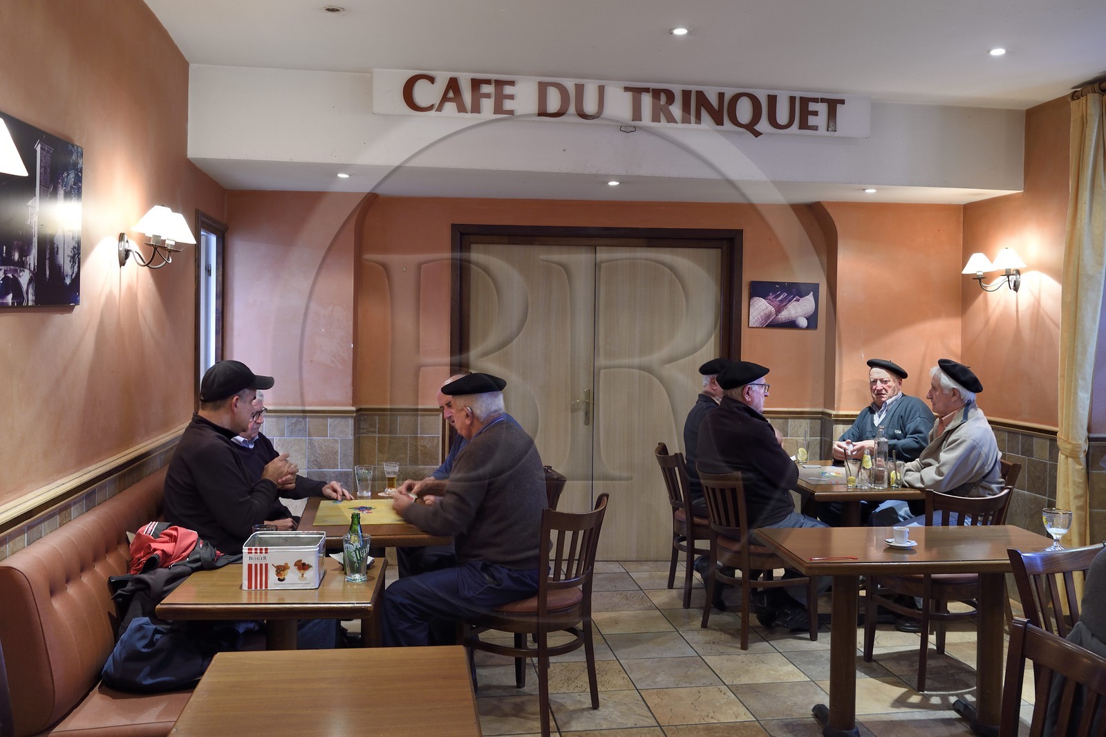 France, Pyrénées-Atlantiques (64), Pays-Basque, Saint-Jean-Pied-de-Port, Café du trinquet Garat