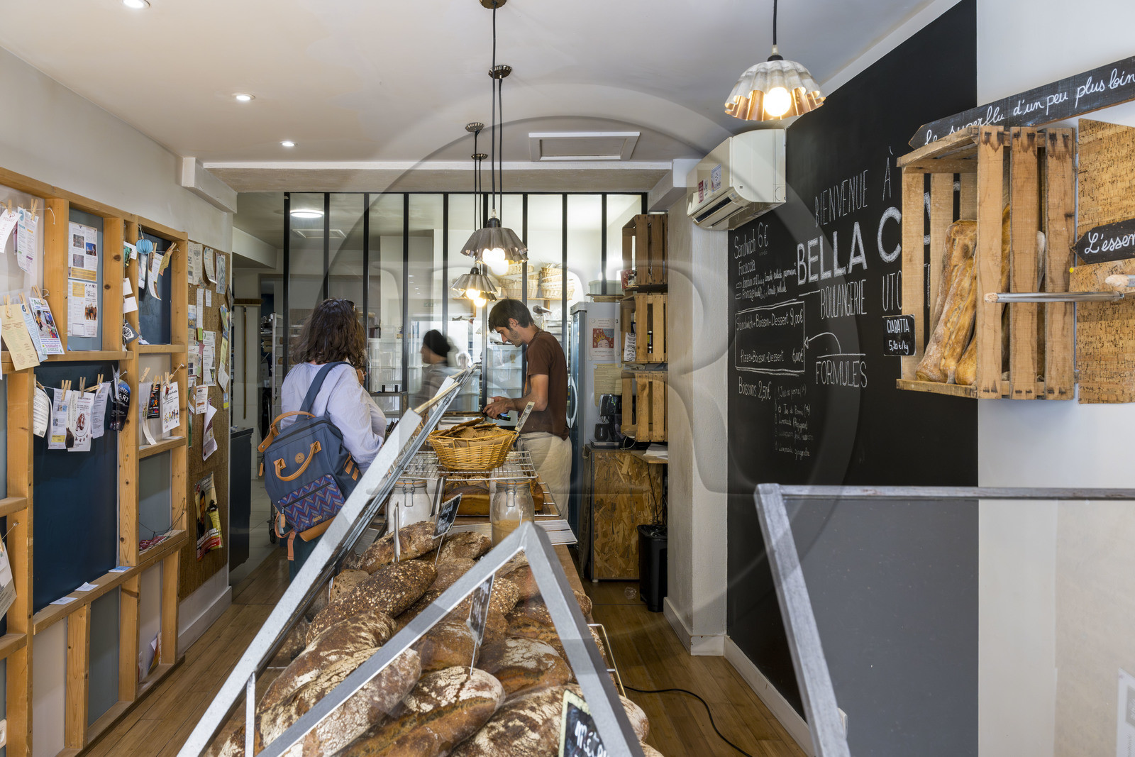 France, Vaucluse (84), Avignon, boulangerie utopiste Bella Ciao rue des Fourbisseurs