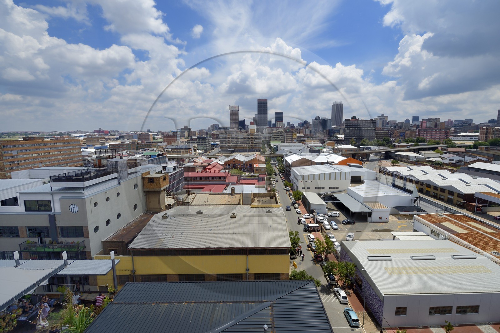 South Africa, Gauteng Province, Johannesburg, CBD (Central Business District), Maboneng district around Fox street, The Living Room restaurant and bar in the foreground