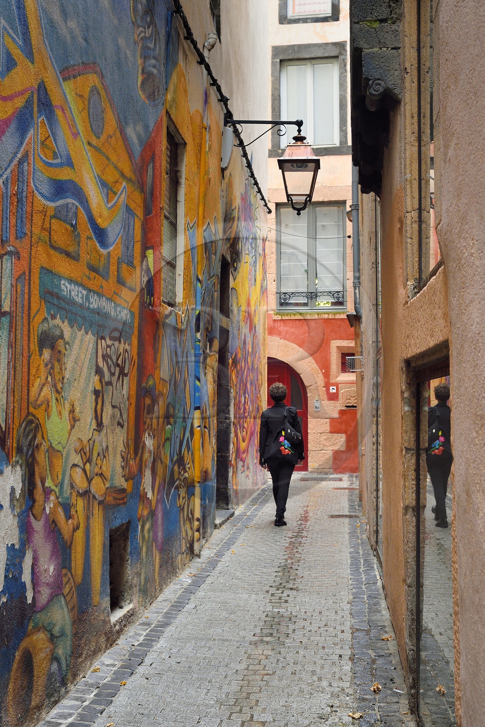 France, Puy-de-Dôme (63), Clermont-Ferrand, impasse donnant sur la rue des Chaussetiers