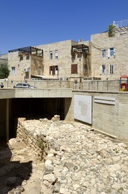 Israel, Jérusalem, ville sainte, vieille-ville classée Patrimoine Mondial de l'UNESCO, le quartier juif, vestige du Grand Mur qui faisait parti de fortification datant du VIIIème siècle av. J.-C.