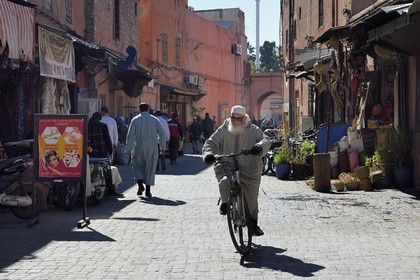 Maroc, Haut-Atlas, Marrakech, ville impériale, Médina classée Patrimoine Mondial de l'UNESCO, aux abords du souk