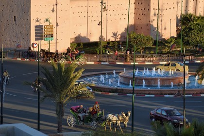 Morocco, High Atlas, Marrakech, Imperial city, Medina listed as World Heritage by UNESCO, carriage on Bab Jdid square at the entrance of the city ramparts
