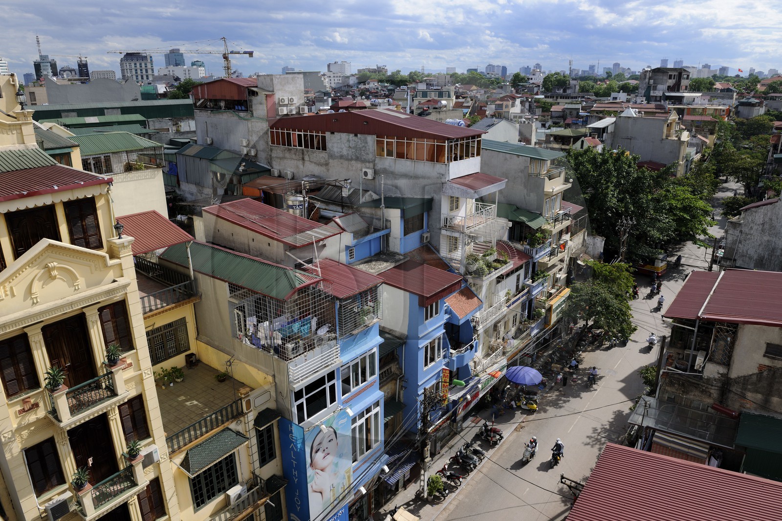 Vietnam, Hanoï, la vieille ville dans le quartier des 36 rues, rue Hang Bo