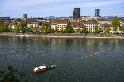 Switzerland, Canton Basel-Stadt, Basel, Little Basel district on the right bank of the river Rhine, one of the four small ferries, the Fähri, in operation since the 19th century which connect the banks of the Rhine