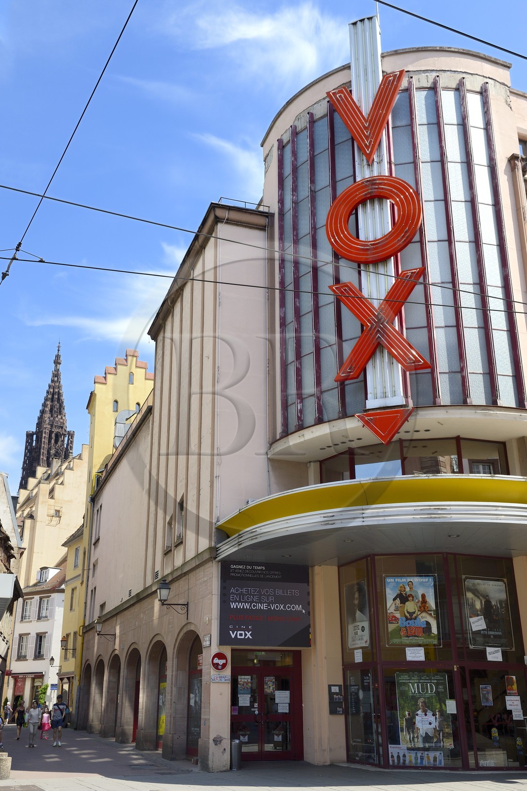 France, Bas-Rhin (67), Strasbourg, vieille ville classée au Patrimoine Mondial de l'UNESCO, La Grande Percée de 1908 dans le plan de la Neustadt, le cinéma Vox rue des Francs-Bourgeois