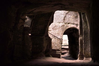 France, Bas-Rhin (67), Parc naturel régional des Vosges du Nord, Lembach, chateau de Fleckenstein, pièce troglodyte