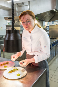 France, Finistère, Plougonvelin, restaurant Hostellerie de la Pointe Saint-Mathieu 1 Michelin star, chef Nolwenn Corre