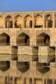 Iran, Isfahan Province, Isfahan, Khaju Bridge on the Zayandeh river