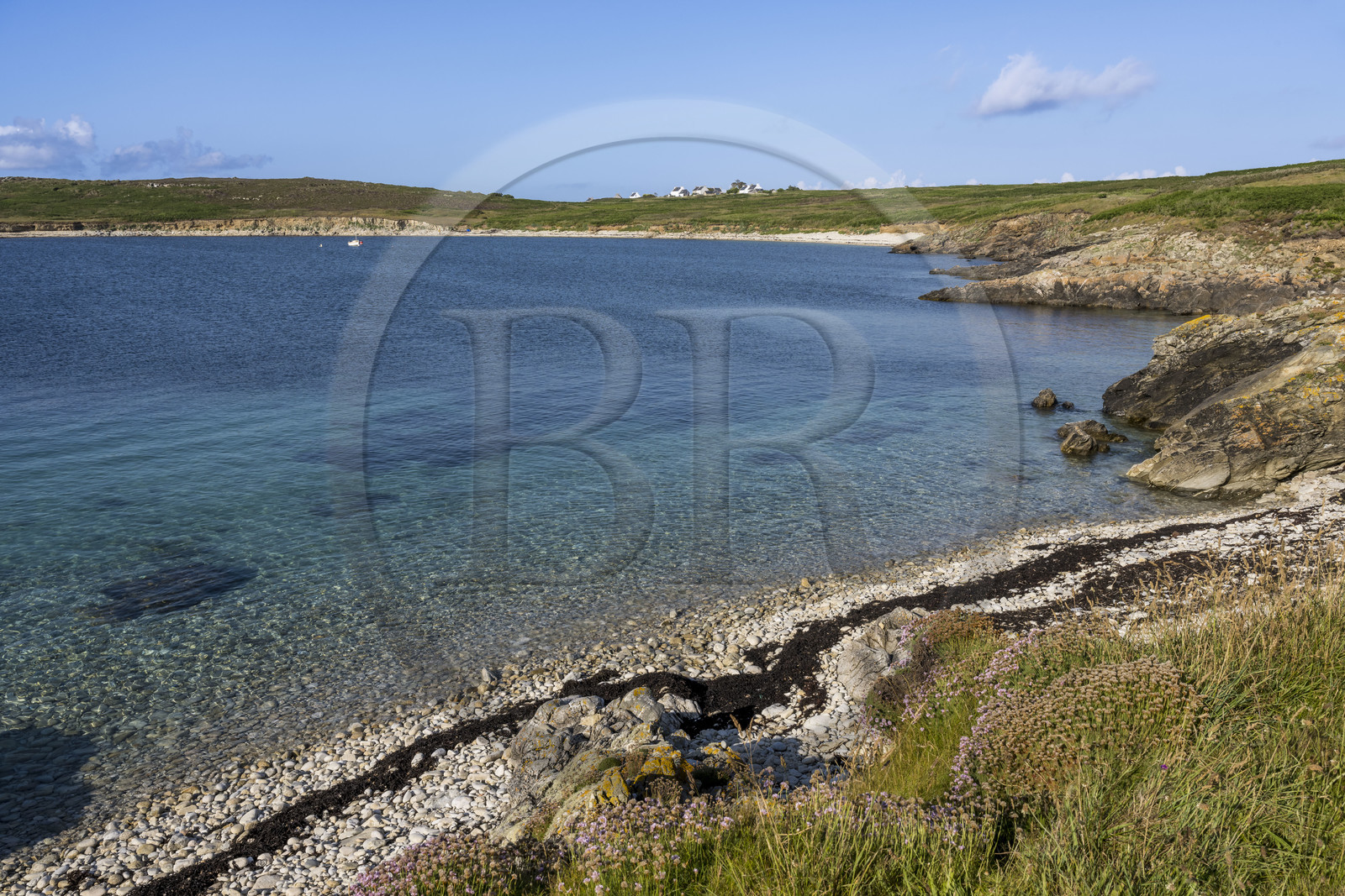 France, Finistère (29), Mer d'Iroise, Ile d'Ouessant, Baie de Lampaul, Porz Goret  sur la cote Sud