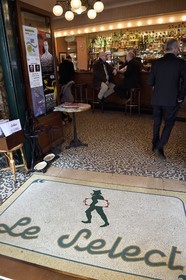 France, Paris, the Brasserie Le Sélect boulevard Montparnasse