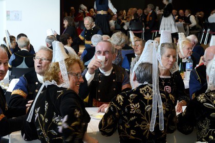 France, Finistere, Locronan, procession of the small Tromenie, breton traditional costume