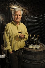 France, Côte d'Or (21), Chorey-les-Beaune, le viticulteur et propriétaire du château Benoît Germain