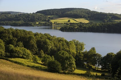 France, Nièvre (58), lac de Pannecière