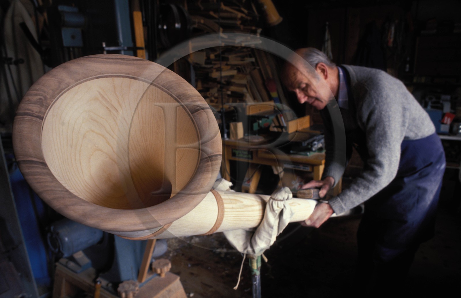 Switzerland, region of Bern (Bernese Oberland), Saanenland, Gstaad, making of an alpenhorn
