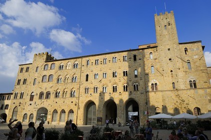 Italie, Toscane, Val di Cecina, Volterra, Piazza dei Priori, Palazzo Pretorio du XIIIe siècle