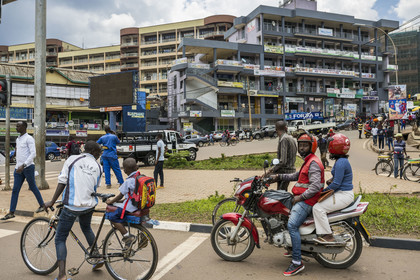 Rwanda, Kigali, moto taxi et vélo taxi