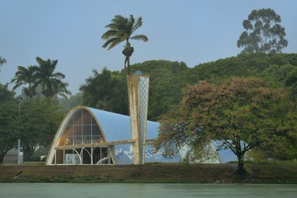 Brazil, Minas Gerais state, Belo Horizonte, Pampulha, Igreja Sao Francisco de Assis by the architect Oscar Niemeyer