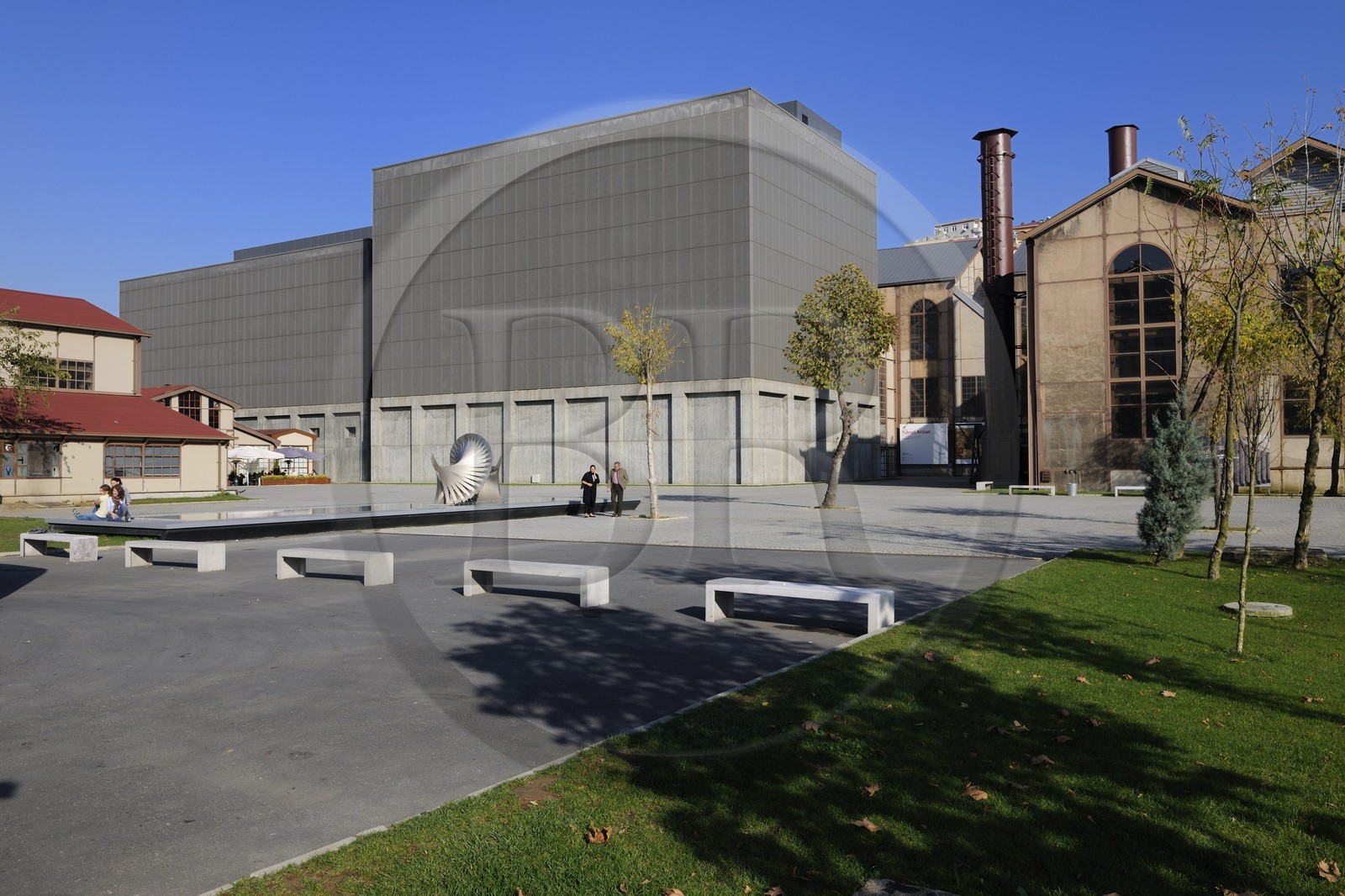 Turquie, Istanbul, l'université et le centre d'art contemporain Santralistanbul des architectes turcs Emre Arolat, Nevzat Sayin, Ihsan Bilgin et Han Tümertekin