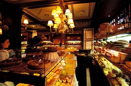 France, Nord, Lille, old town, Paul bakery-cake shop