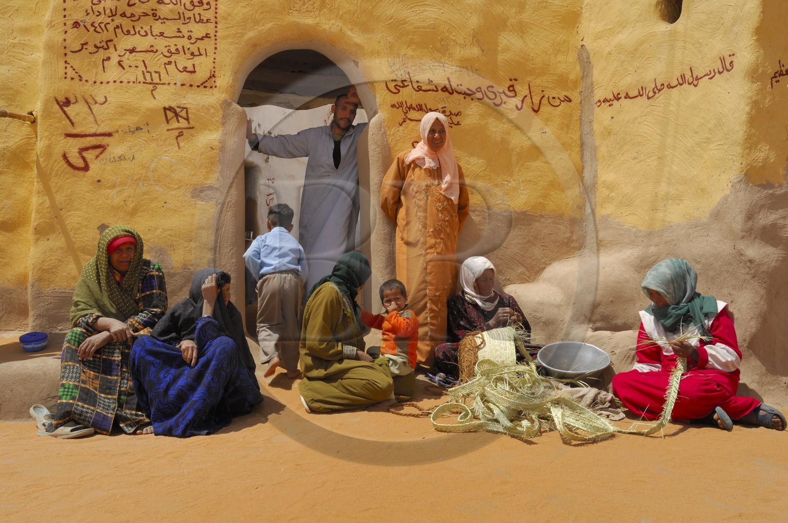 Egypte, désert libyque, oasis de Dakhla, le village de Eshbet Bashendi (Bashandi), vannerie