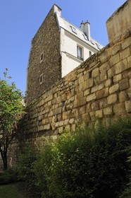 France, Paris (75), l’enceinte de Philippe Auguste entre la rue Clovis et Descartes