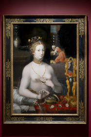 France, Côte-d'Or (21), Dijon, zone classée Patrimoine Mondial de l'UNESCO, Musée des Beaux-Arts dans l'ancien palais des ducs de Bourgogne, La Dame à sa Toilette, école de Fontainebleau, fin XVIe siècle
