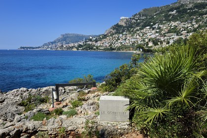 France, Alpes-Maritimes, Roquebrune-Cap-Martin, Cap Martin, coastal footpath, Promenade Le Corbusier, view from the Le Corbusier Cabanon (shed) and the Principality of Monaco in the background