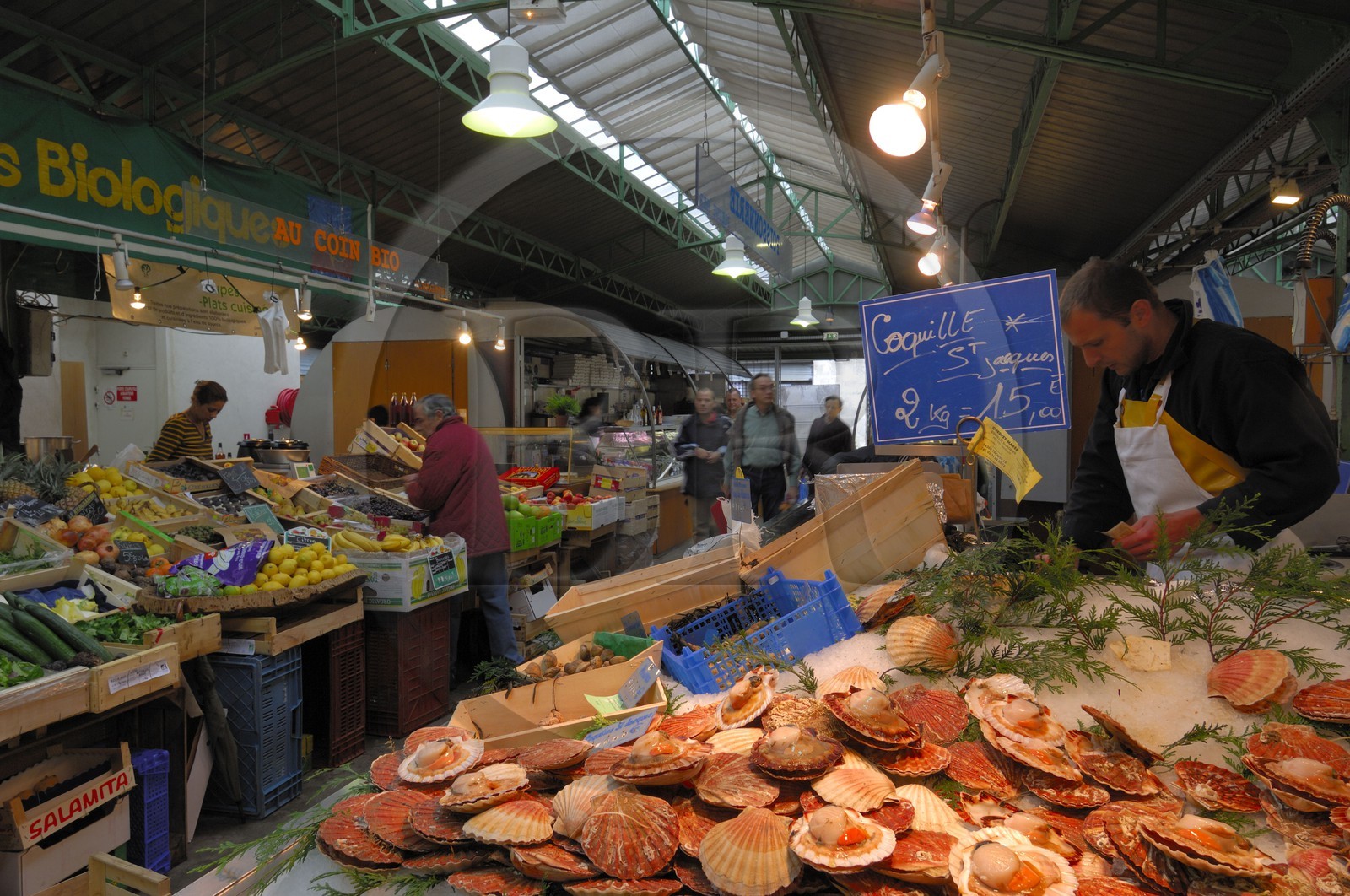 France, Paris, the Marche des Enfants Rouges, Enfants Rouges market