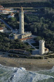 France, Charente-Maritime (17), Ile de Ré, Phare des Baleines (vue aérienne)