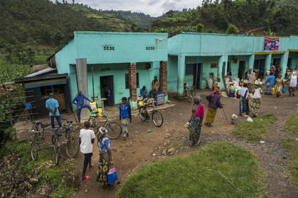 Rwanda, Province du Nord, District de Musanze (Ruhengeri), jour de marché à Muryabazira sur la Route Nationale 4 entre Kigali et Ruhengori