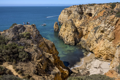Portugal, Algarve, Lagos, découverte des criques dans les falaises escarpées de la Ponta da Piedade