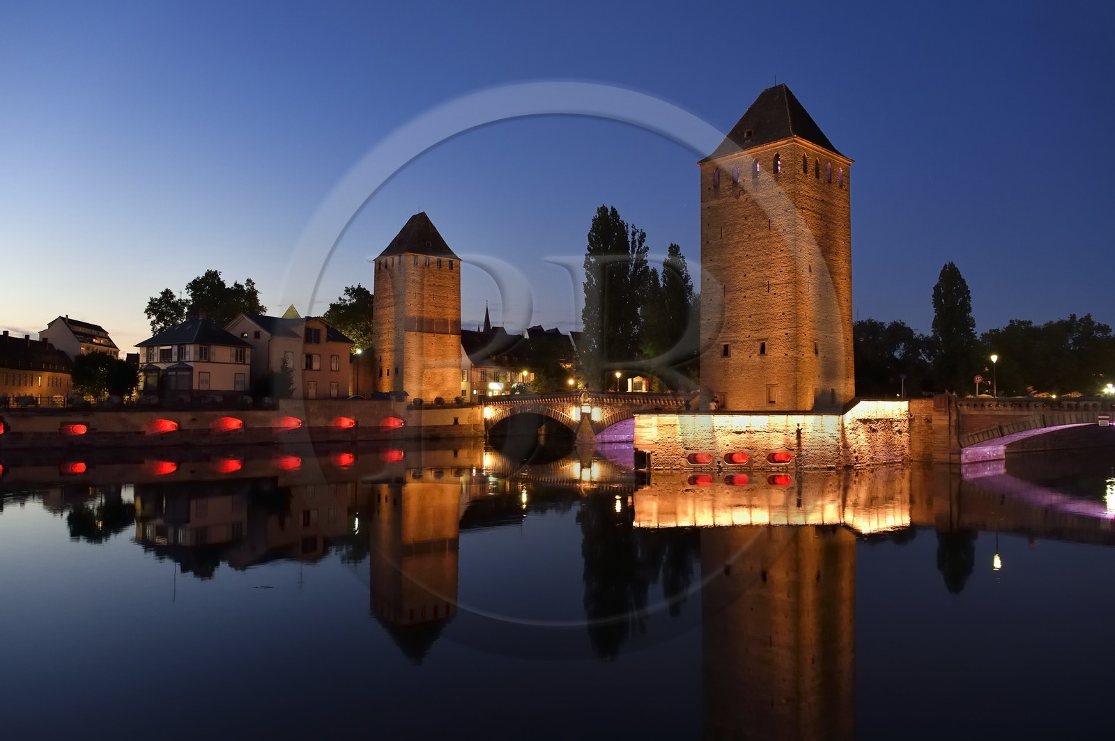 France, Bas-Rhin (67), Strasbourg, vieille ville classée au Patrimoine Mondial de l'UNESCO, quartier de la Petite France, les Ponts Couverts