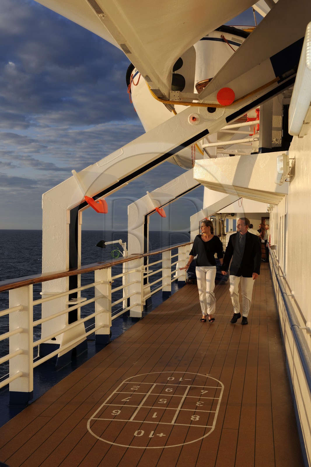 Groenland, à bord du bateau de croisière Princess Danae dans l'Océan Atlantique