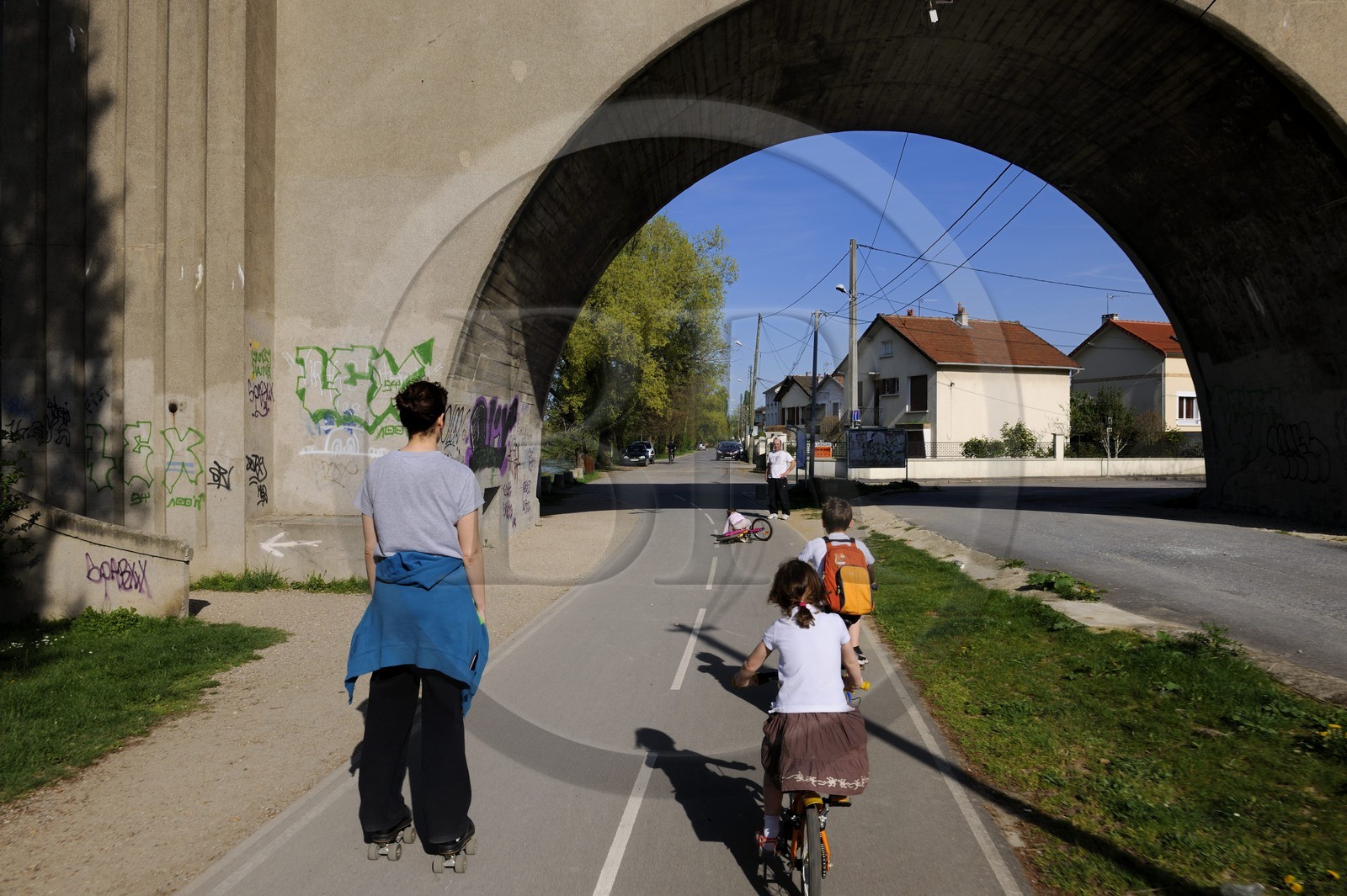 France, Val de Marne, Bry-sur-Marne, bike lane