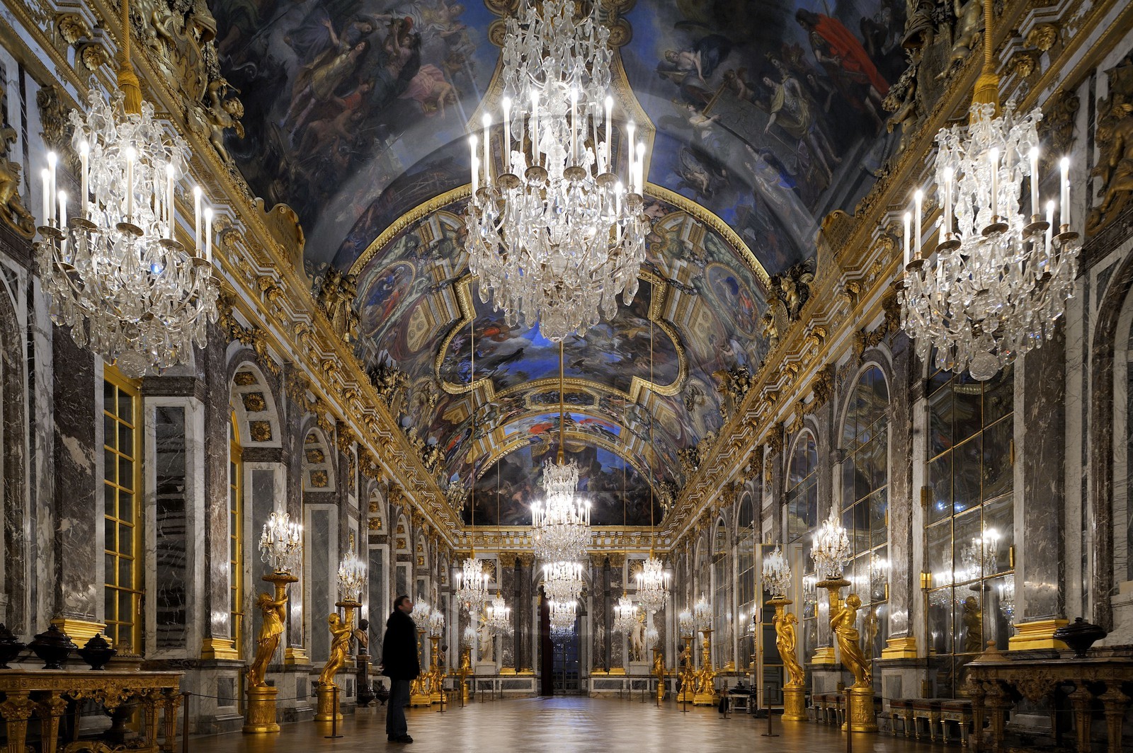 France, Yvelines, Chateau de Versailles, listed as World Heritage by UNESCO, Galerie des Glaces (Hall of Mirrors), length 73m and width 10,50m, with 17 windows and 357 mirrors, architect Jules Hardouin Mansart (1678-1684) France, Yvelines, Chateau de Versailles, listed as World Heritage by UNESCO, Galerie des Glaces (Hall of Mirrors), length 73m and width 10,50m, with 17 windows and 357 mirrors, architect Jules Hardouin Mansart (1678-1684)