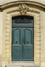 France, Moselle (57), Metz, place de Chambre, porte d'immeuble