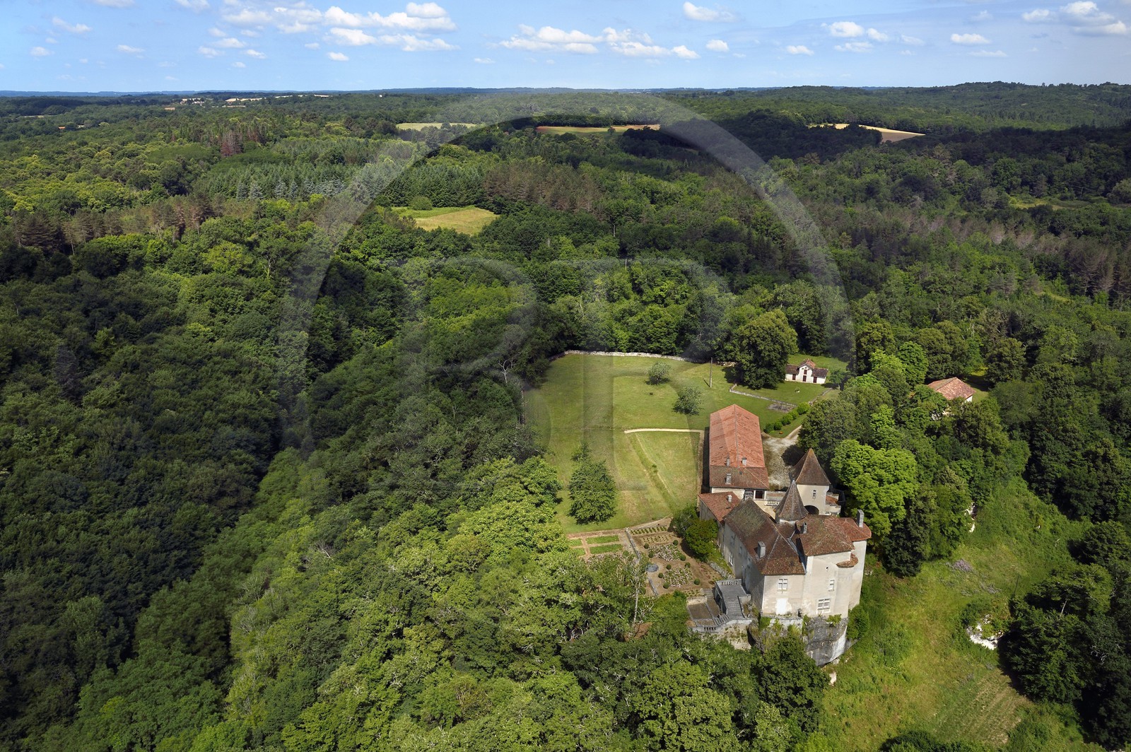 France, Dordogne, Perigord Vert, Valeuil, Ramefort castle (aerial view)