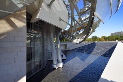 France, Paris, Louis Vuitton Foundation by architect Frank Gehry (a special authorization is required before publication)
