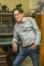 France, Aveyron, Millau, Maison Fabre (Ganterie Fabre), family glove factory founded in 1924, Jean-Marc Fabre in the glove making workshop