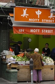 Etats-Unis, New York, Manhattan,  Mott street dans Chinatown