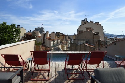 France, Var, Toulon, Boutique hotel le Dauphiné, rooftop swimming pool and harbor in the background
