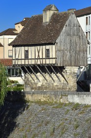France, Dordogne, White Perigord, Perigueux, the Old Mill, half timbered house called Eschif de Creyssac or Loge du Guet of the 14th century