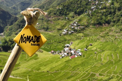 Philippines, province d'Ifugao, les rizières en terrasses de Banaue autour du village de Batad, classées Patrimoine Mondial de l'UNESCO, logo Nomade Aventures